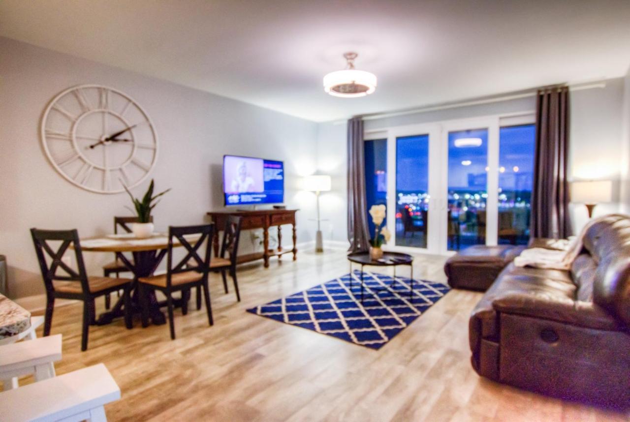 Brand New! Laketown Wharf 633! Amazing 3 Bd, Great Location, And Awesome Amenities! بنما سيتي بيتش المظهر الخارجي الصورة
