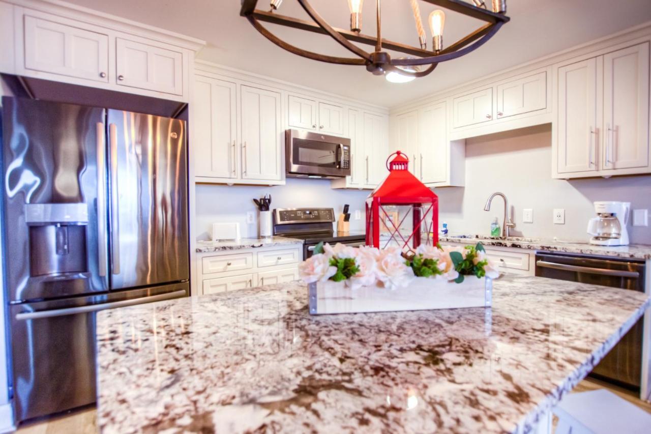 Brand New! Laketown Wharf 633! Amazing 3 Bd, Great Location, And Awesome Amenities! بنما سيتي بيتش المظهر الخارجي الصورة
