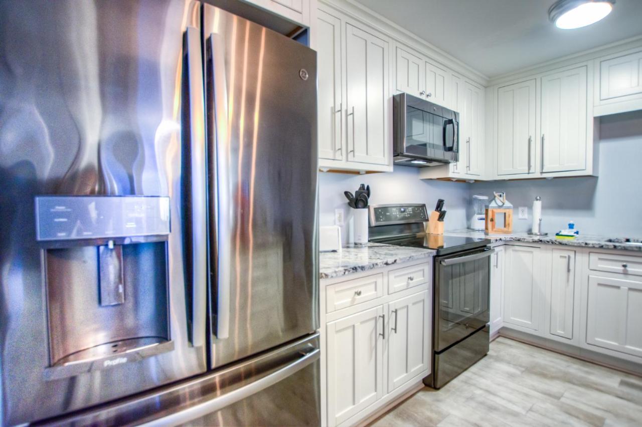 Brand New! Laketown Wharf 633! Amazing 3 Bd, Great Location, And Awesome Amenities! بنما سيتي بيتش المظهر الخارجي الصورة