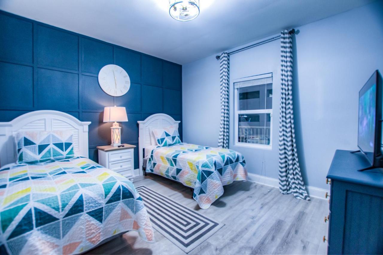 Brand New! Laketown Wharf 633! Amazing 3 Bd, Great Location, And Awesome Amenities! بنما سيتي بيتش المظهر الخارجي الصورة